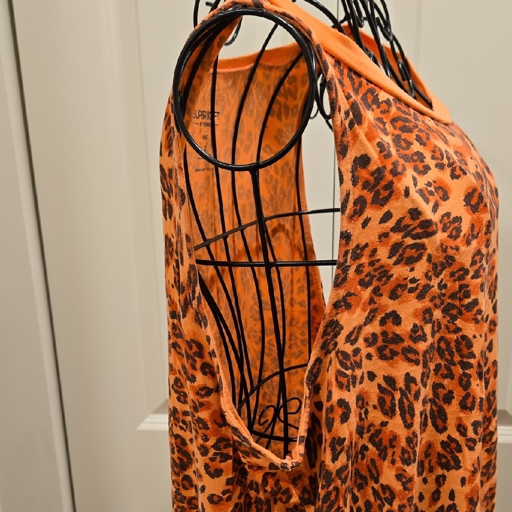 ❤️EUC Torrid Orange Leopard Print Tank Top - Picture 7 of 11